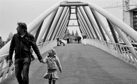 dad and daughter amsterdam video